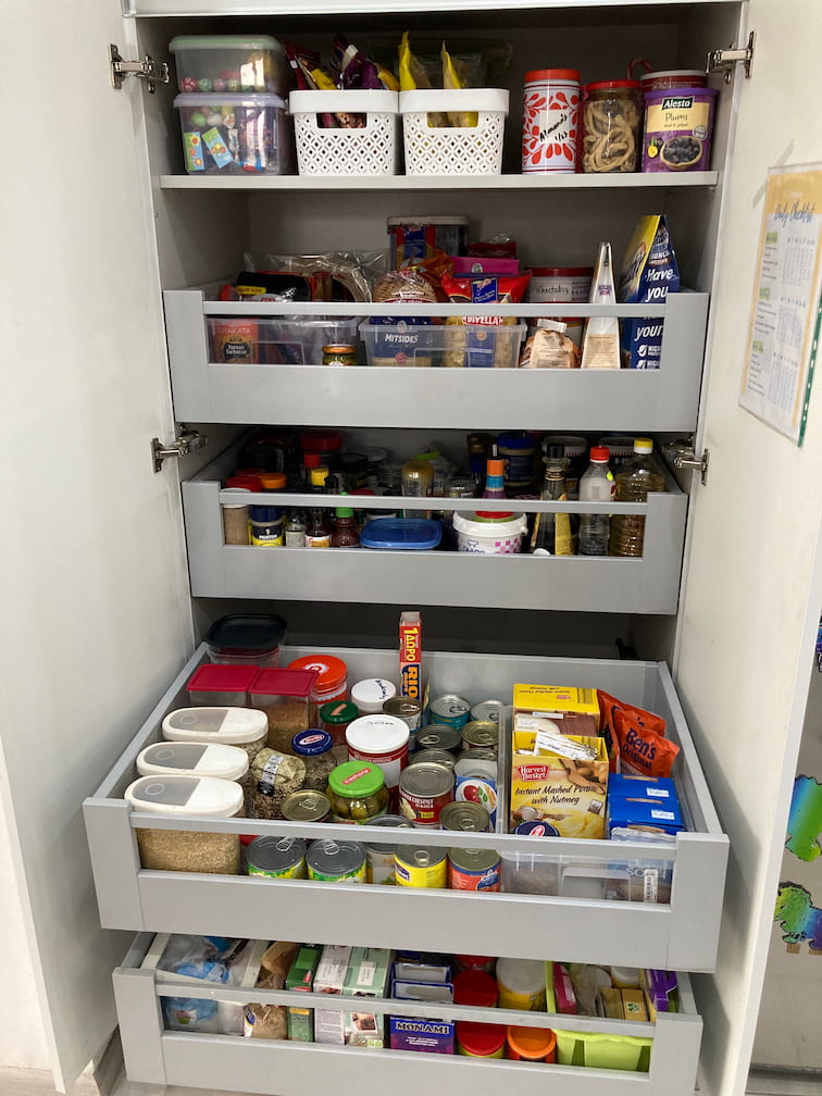 pantry-after-organisation